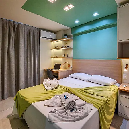 Apartamento Flat Novinho 4 Pessoas 500m Praia Meireles Compact *